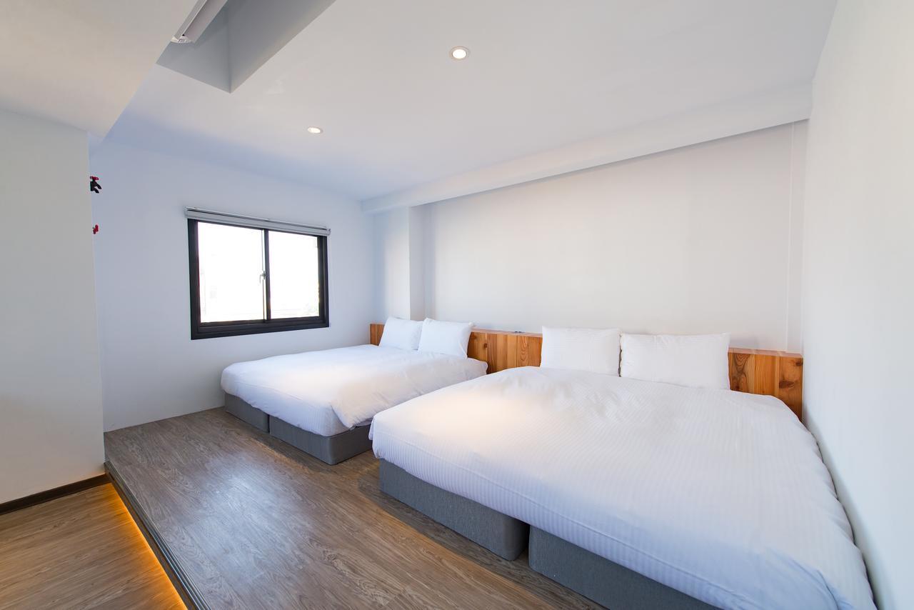 Traveller Inn Tiehua Cultural And Creative Hotel Taitung Bagian luar foto